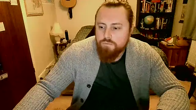 Snapshot of Hairy_Guy30 chatting on 02/05/25, 10:33 Hairy Guy30 online show from 02/05/25, 10:33