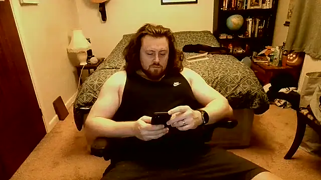 Snapshot of Hairy_Guy30 chatting on 03/23/25, 04:05 Hairy Guy30 online show from 03/23/25, 04:05