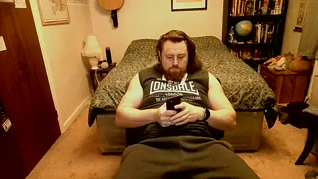 Snapshot of Hairy_Guy30 chatting on 02/20/25, 09:20 Hairy Guy30 online show from 02/20/25, 09:20