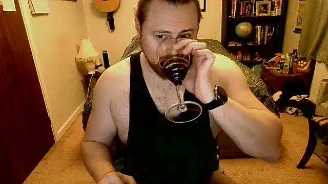 Snapshot of Hairy_Guy30 chatting on 03/19/25, 12:26 Hairy Guy30 online show from 03/19/25, 12:26