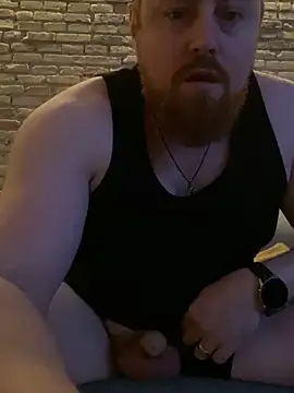 Snapshot of Hairy_Guy30 chatting on 03/03/25, 11:03 Hairy Guy30 online show from 03/03/25, 11:03