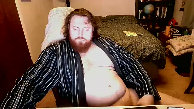 Snapshot of Hairy_Guy30 chatting on 05/25/26, 11:03 Hairy Guy30 online show from 05/25/26, 11:03