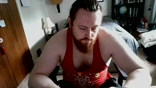 Snapshot of Hairy_Guy30 chatting on 05/28/26, 06:03 Hairy Guy30 online show from 05/28/26, 06:03