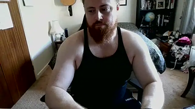 Snapshot of Hairy_Guy30 chatting on 06/25/26, 04:56 Hairy Guy30 online show from 06/25/26, 04:56