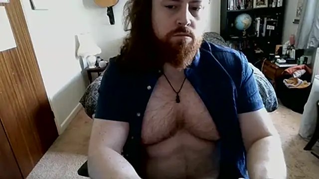 Snapshot of Hairy_Guy30 chatting on 07/05/26, 01:07 Hairy Guy30 online show from 07/05/26, 01:07