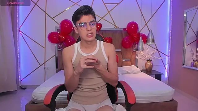 Gerony  online show from 02/01/25, 05:07