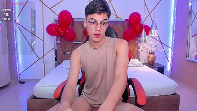 Gerony  online show from 02/02/25, 05:21