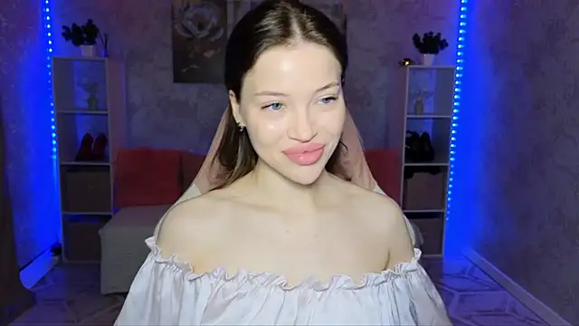 EmmyMills online show from 05/03/26, 10:02