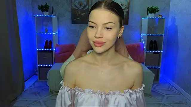 Snapshot of EmmyMills chatting on 02/01/26, 09:35 EmmyMills online show from 02/01/26, 09:35