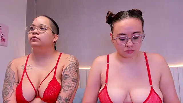 Snapshot of naughtylesbians__ chatting on 01/13/26, 03:10 naughtylesbians online show from 01/13/26, 03:10