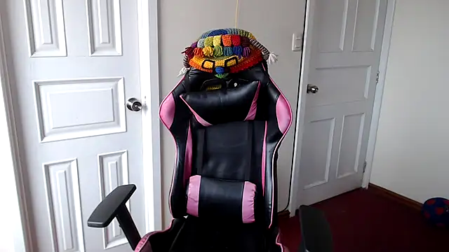 Jackyrose online show from 09/18/25, 08:12