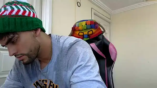 Jackyrose online show from 12/19/25, 08:33