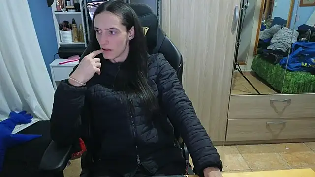 MemiKouki online show from 01/16/25, 07:41