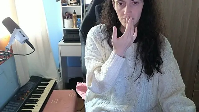 MemiKouki online show from 03/12/26, 04:33