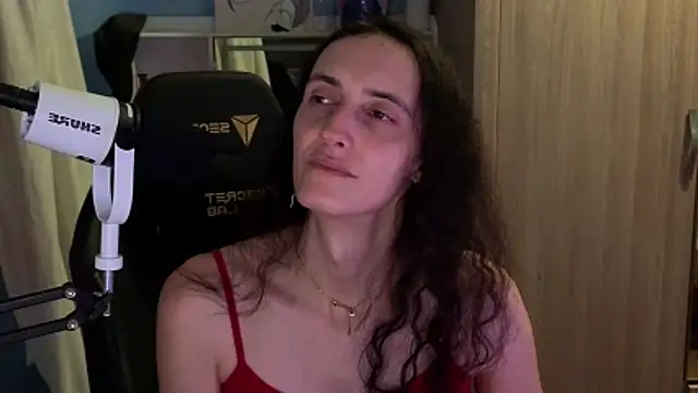 MemiKouki online show from 02/17/26, 05:10