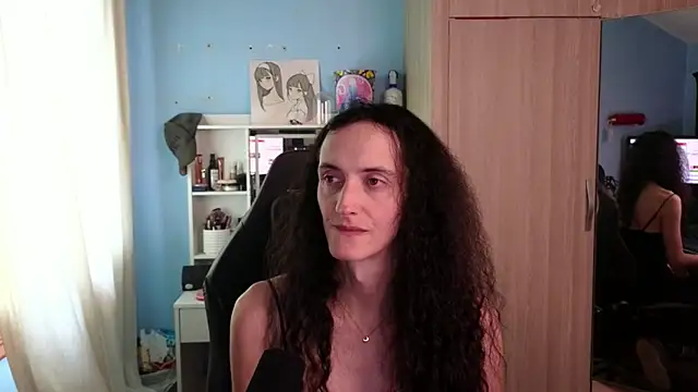 MemiKouki online show from 05/23/26, 06:07