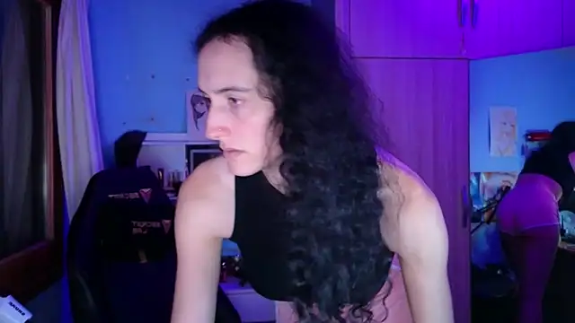 MemiKouki online show from 04/12/26, 06:44