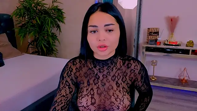 MichelleReys online show from 10/22/25, 07:13