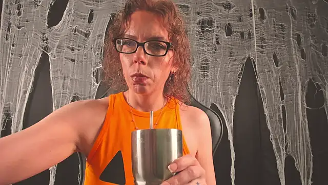 SaraDesirexo online show from 10/28/25, 12:26