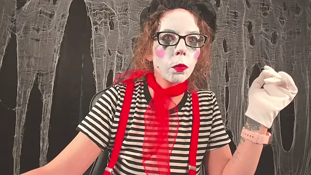 SaraDesirexo online show from 10/14/25, 12:50