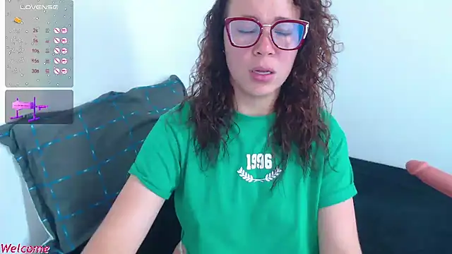 SharonR1 online show from 09/21/25, 07:08