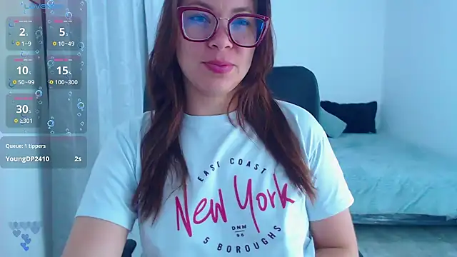 SharonR1 online show from 11/26/25, 02:11