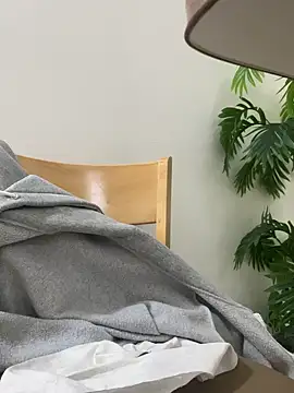 Lami Mi online show from 09/24/25, 07:15