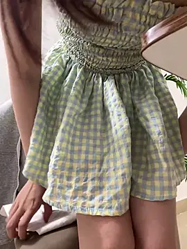 Lami Mi online show from 10/11/25, 05:19