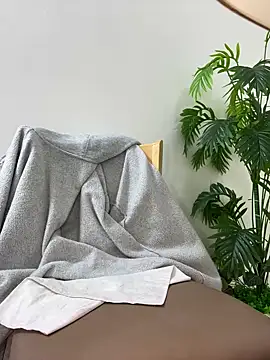 Lami Mi online show from 09/25/25, 06:19