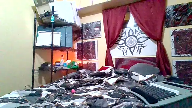 Mic Oxinner online show from 11/21/25, 05:50