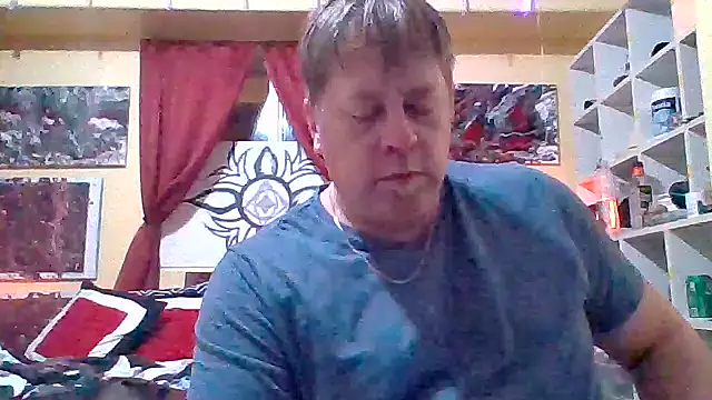 Mic Oxinner online show from 11/18/25, 09:23