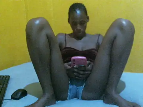 Snapshot of Sweet-pesh chatting on 10/07/25, 06:20 Sweet-pesh online show from 10/07/25, 06:20