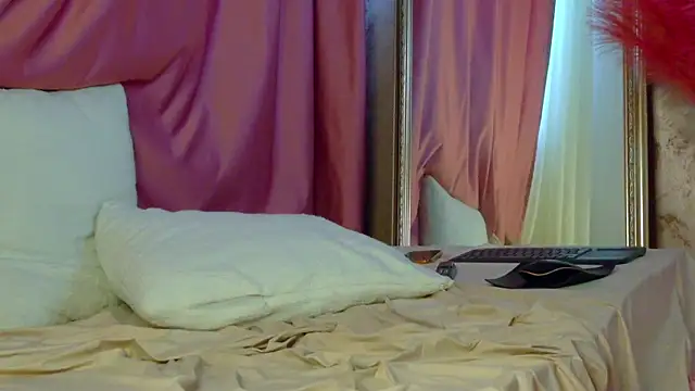 Snapshot of lexy_a chatting on 06/26/26, 04:51 lexy a online show from 06/26/26, 04:51