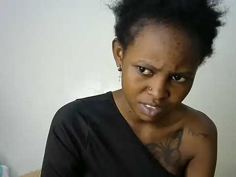 Kasweet Lee online show from 10/31/25, 07:21