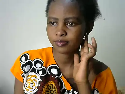 Kasweet Lee online show from 10/18/25, 02:19