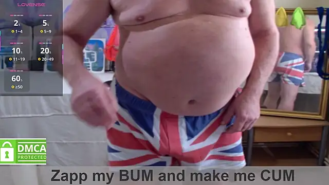 john little one1 online show from 11/03/25, 11:14