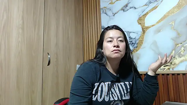 Snapshot of monickhot303av chatting on 05/03/26, 05:56 monickhot303av online show from 05/03/26, 05:56