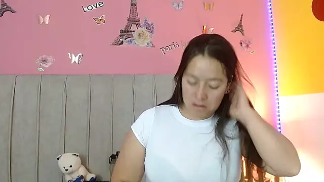 monickhot303av online show from 09/19/25, 04:05