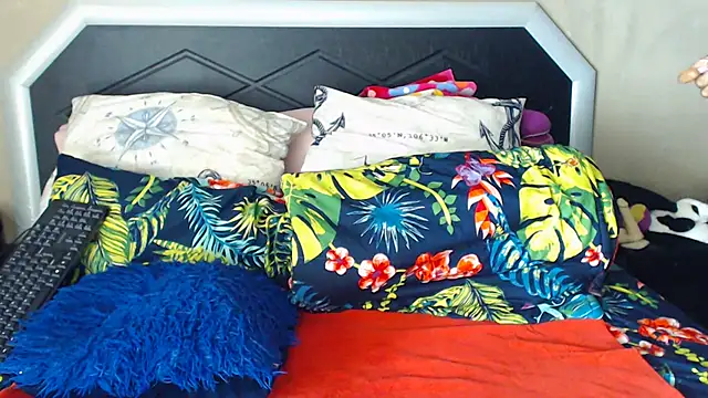 Bulkyyass online show from 10/01/25, 01:22