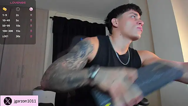 Snapshot of _joansoto chatting on 03/12/25, 01:30 joansoto online show from 03/12/25, 01:30