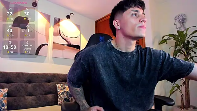 Snapshot of _joansoto chatting on 11/03/25, 06:55 joansoto online show from 11/03/25, 06:55