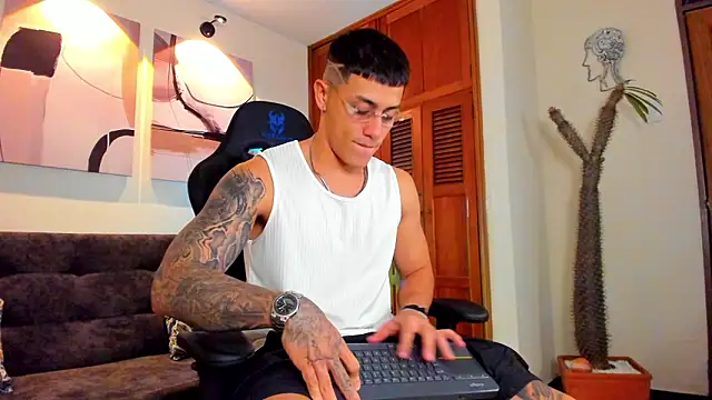  joansoto online show from 02/04/26, 12:44