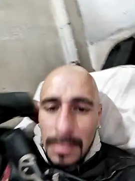 fire menxxx001 online show from 02/21/26, 04:03