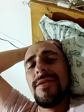 Snapshot of fire_menxxx001 chatting on 12/12/24, 04:21 fire menxxx001 online show from 12/12/24, 04:21