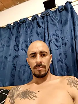 fire menxxx001 online show from 02/17/26, 05:49