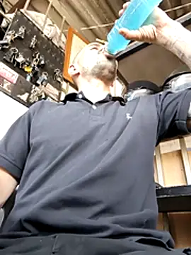 fire menxxx001 online show from 02/10/26, 02:49