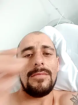 Snapshot of fire_menxxx001 chatting on 12/21/24, 02:58 fire menxxx001 online show from 12/21/24, 02:58