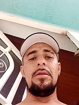 Snapshot of fire_menxxx001 chatting on 02/02/25, 12:35 fire menxxx001 online show from 02/02/25, 12:35