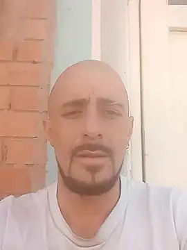 fire menxxx001 online show from 12/15/25, 04:13