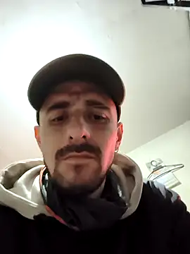 fire menxxx001 online show from 03/21/26, 04:46